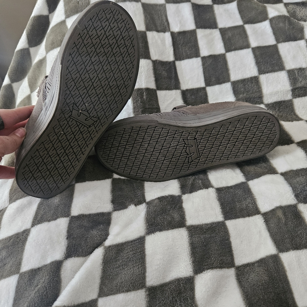 Supra Grey Slip On Skate Shoe - Picture 6 of 7